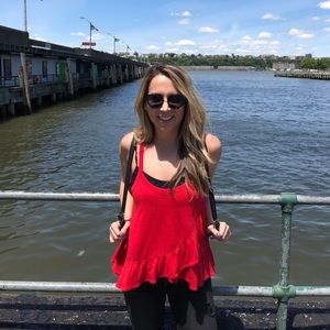 Meet your Posher, Emily!